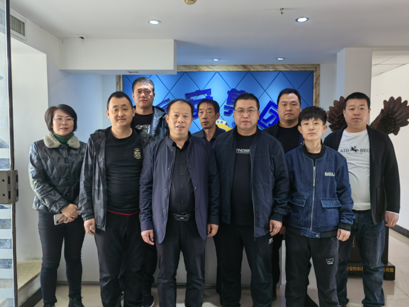 同業(yè)交流才是推動發(fā)展的原動力！歡迎同行企業(yè)老板到陜西鑫安安防參觀指導工作