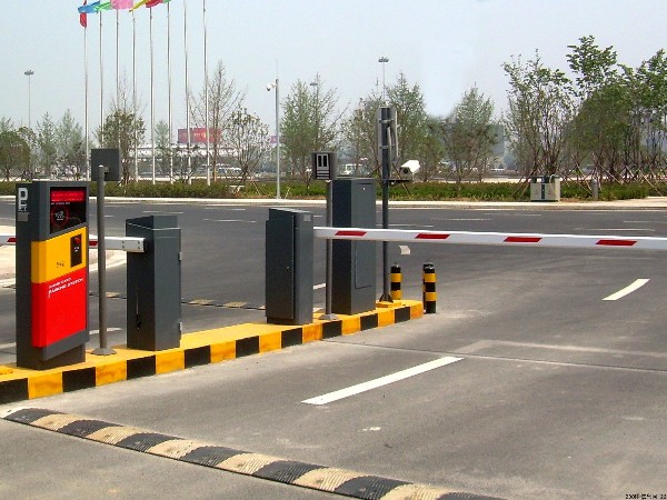 小區(qū)車輛怎么管理？智能停車場(chǎng)系統(tǒng)助力小區(qū)車輛管理