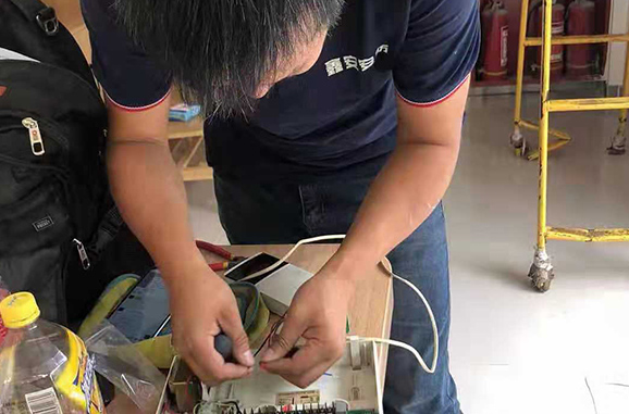 振動式電子感應(yīng)電纜