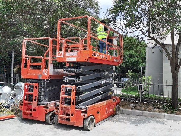 廠區(qū)視頻監(jiān)控系統(tǒng)安裝，標準化施工專注每一個細節(jié)